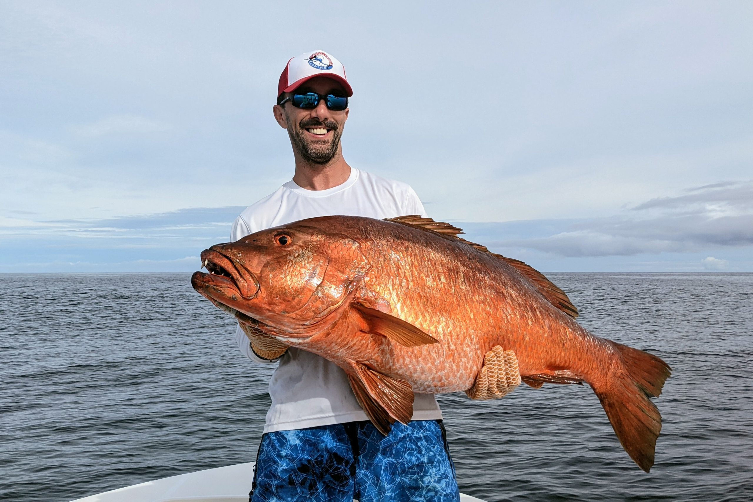 Book Review: Fishing Guide to Central America's Prolific Pacific