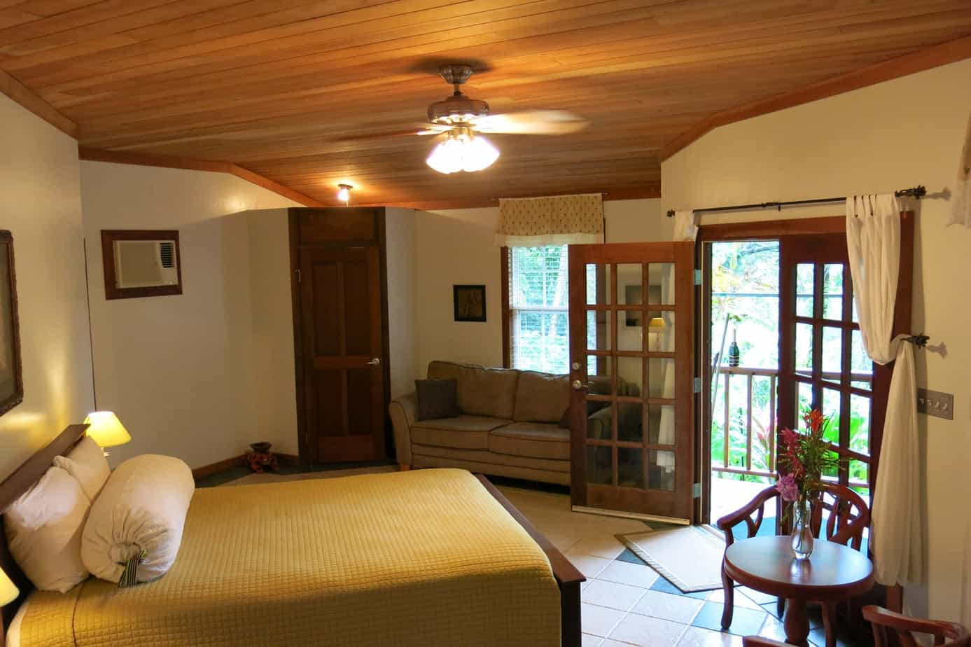 Enjoy spacious rooms with AC at Tranquilo Bay in Bocas del Toro