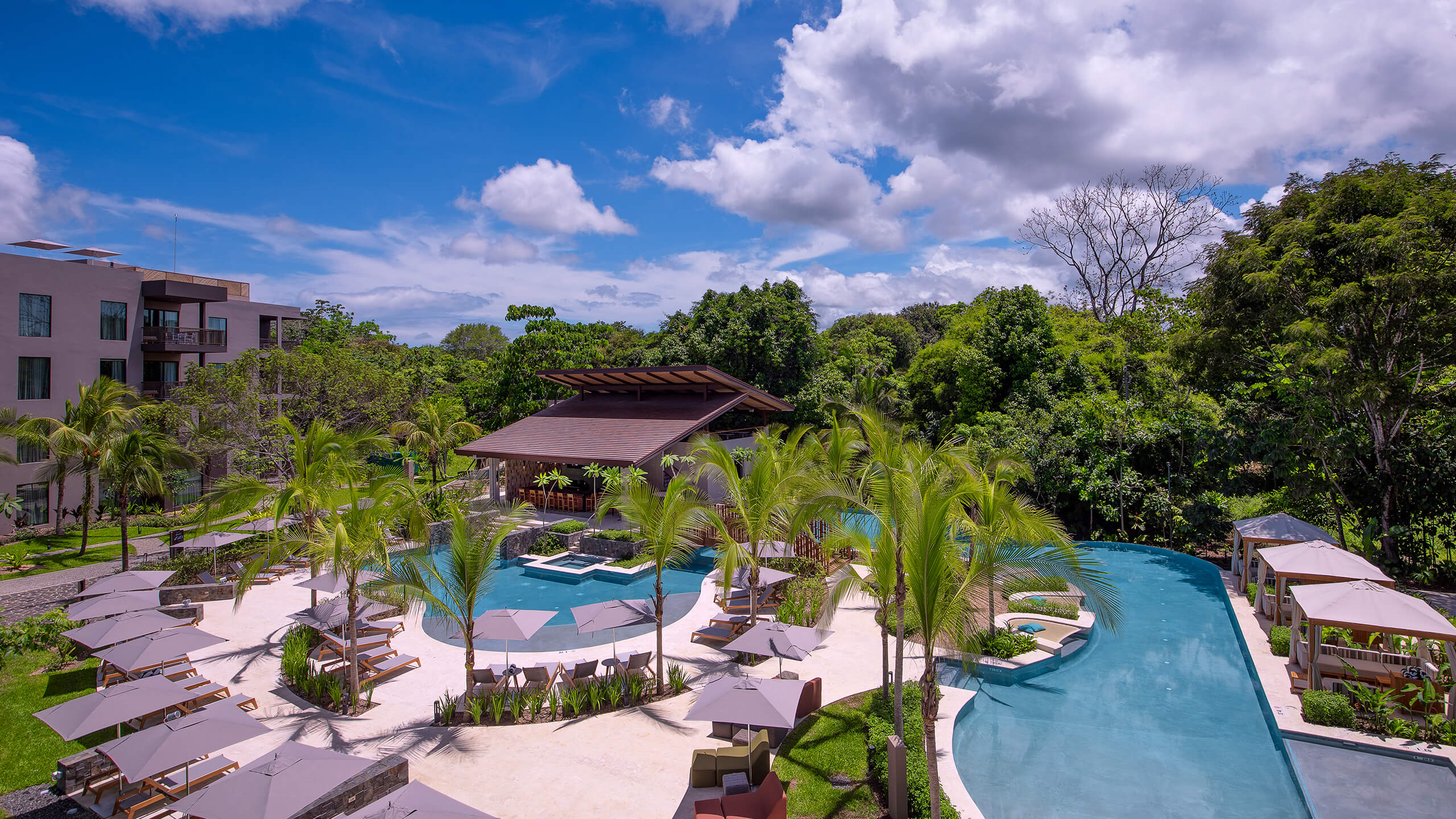 Botanika Resort's pool