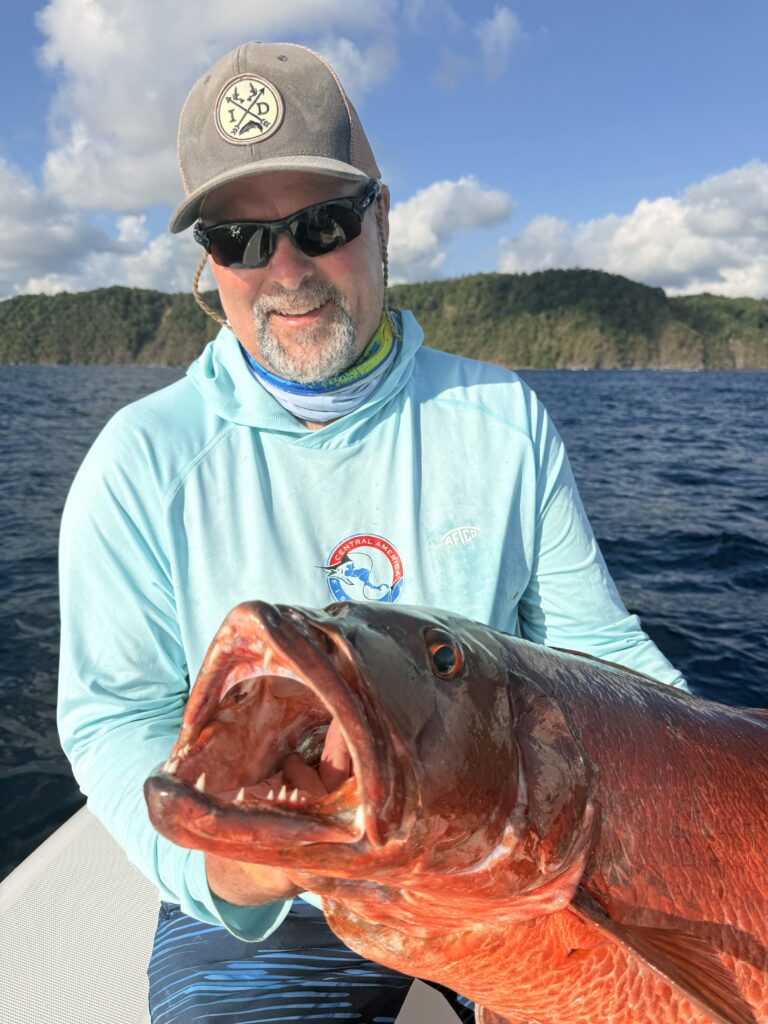 CAF angler Bob finally catches his first cubera snapper in Panama